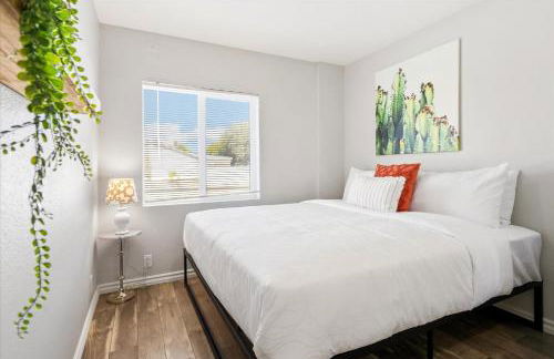 Backyard Oasis Heated Pool Game Room Gazebo - Foto 51