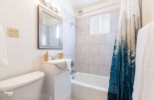 Craftsman Cabin - Historic Dtwn Avenues Apartment - Foto 13