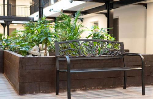 Lovely 2 Bed Apartment in Burton-on-Trent - Foto 22