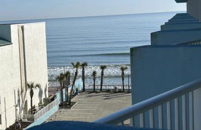 Beach Condo with Pool & Tiki Bar! - Foto 2