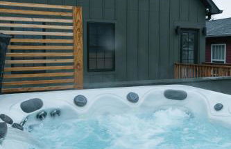 Downtown Indy, Rooftop Deck with Hot Tub, Gym, Bikes, Tesla Charger - Photo 42