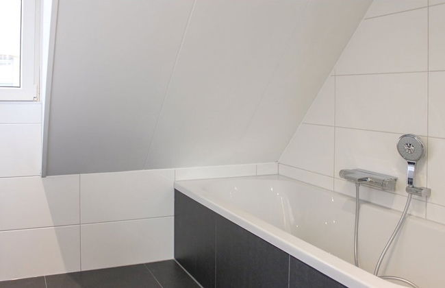 Villa in Friesland With Waterfront Jetty - Foto 9