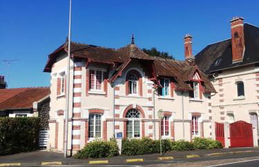 kerwatt - Grande et belle maison de ville avec jardin, proche centre et mer - Photo 1