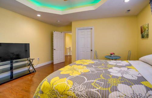 Inviting Connellsville Getaway with Deck! - Foto 11