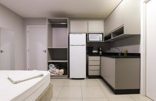 Lou Suítes - 8 - com sacada e vista da cidade - Foto 39