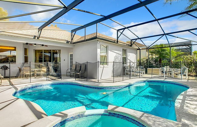 Elegant 5BR Home w Private Pool Spa Near Disney - Foto 53