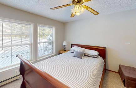 Chandler Hill Base Camp - Enjoy A Nature Getaway in this Rustic Home in the Mountains, 10 minutes from Sunday River Ski Mountain! home - Foto 52