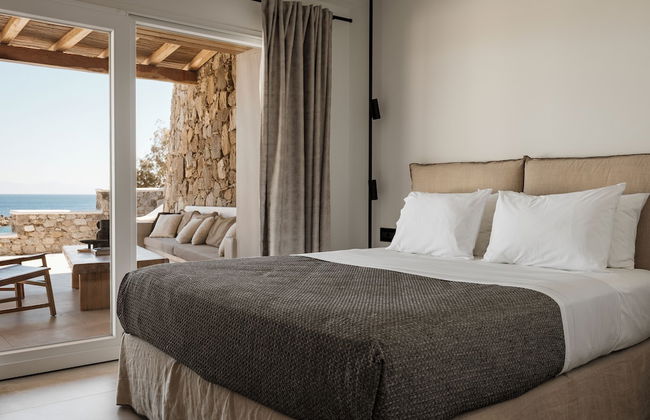 Casa Del Mar Mykonos Seaside Resort - Photo 25