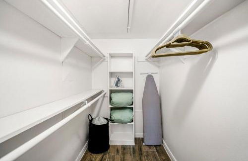 Towne Plaza Apartments #104 in the Galleria Area - Foto 21