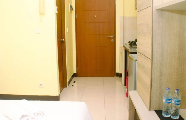 Warm And Homey Studio Room At Maple Park Sunter Apartment - Foto 15