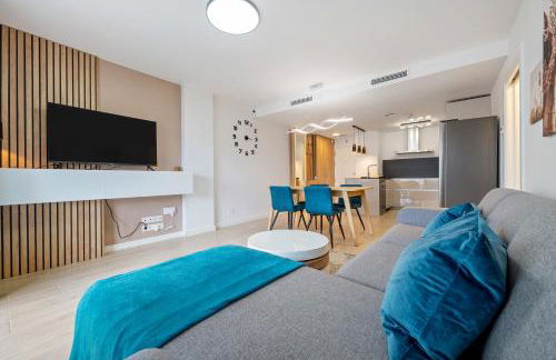 Magical 2BR Condo in the Heart of Cambrils - Photo 3