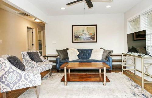 Three Bedroom Outdoorsy Escape in Huntersville - Foto 1