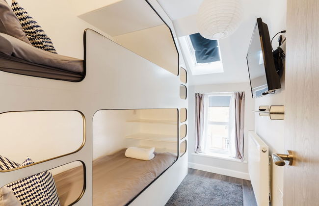 Design Suites Lytham - Photo 8