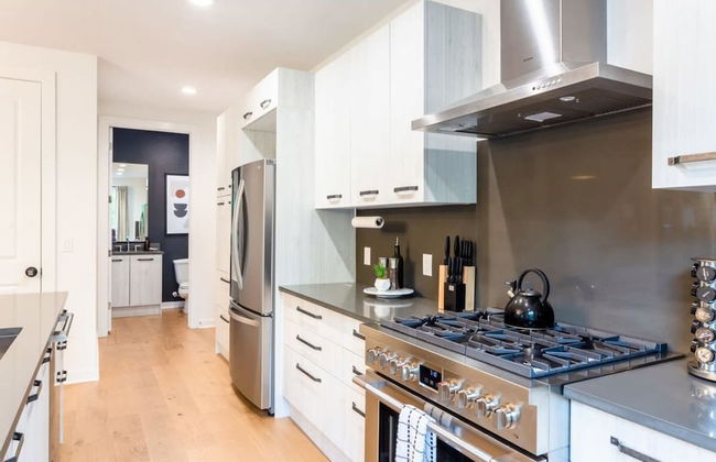 Eastside House Supreme Downtown 6 Min Drive - Photo 13