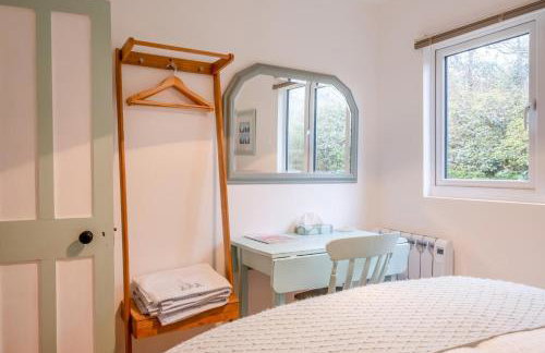 Chearsley Cottage - Photo 16