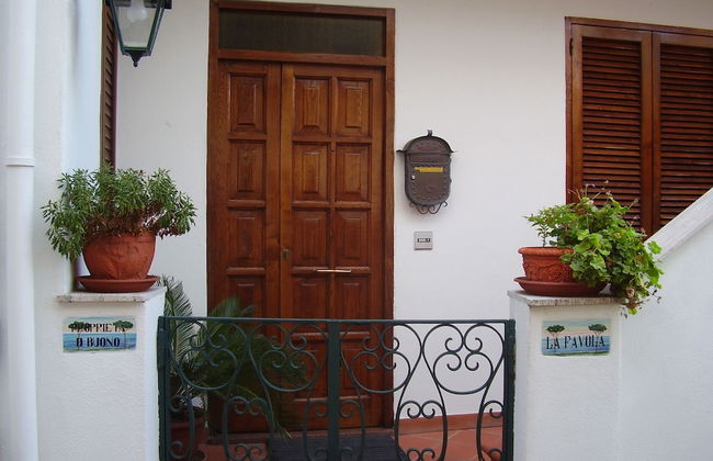 Villa La Favola With sea View - Foto 32