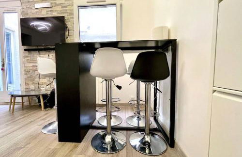 Exceptionnelle maison de ville ✧Cour privée ✧Métro - Foto 9