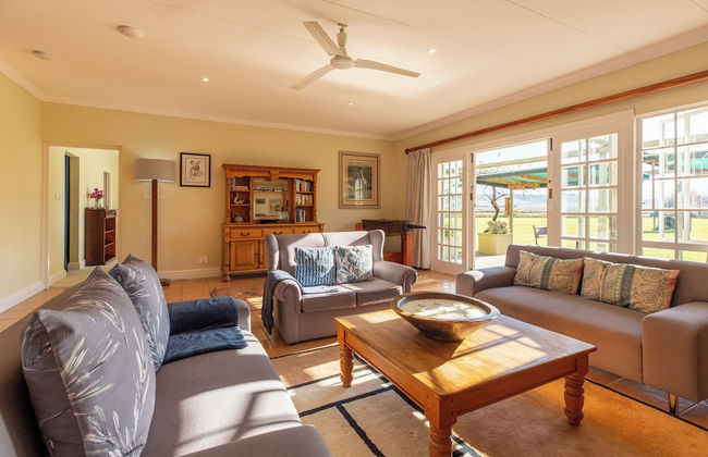 Moorcroft Manor Boutique Country Hotel - Photo 42