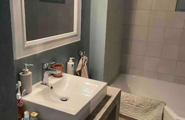 Rez de chaussée villa avec piscine - Foto 9