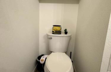 King Bed Suite in Conroe , Garage Available - Foto 3