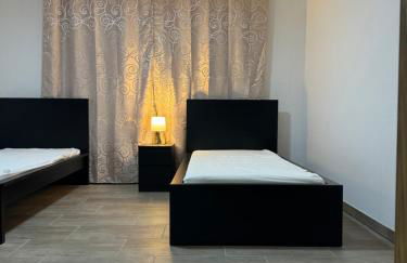 Laras voll ausgestattete Gartenwohnung mit WLAN und TV - Foto 49