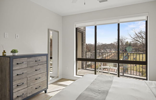 Placemakr Cathedral Heights - Photo 51