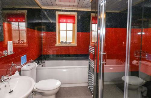 Alpaca cabin-mountain view-hot tub-rural retreat - Foto 12