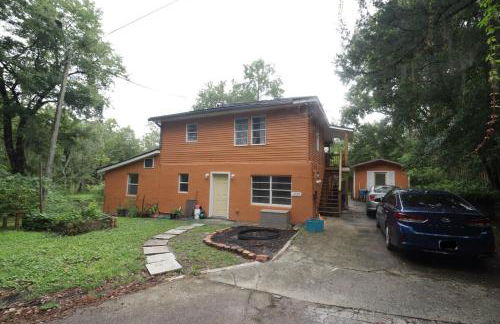 King Bed Creekfront Retreat in Jacksonville - Photo 50