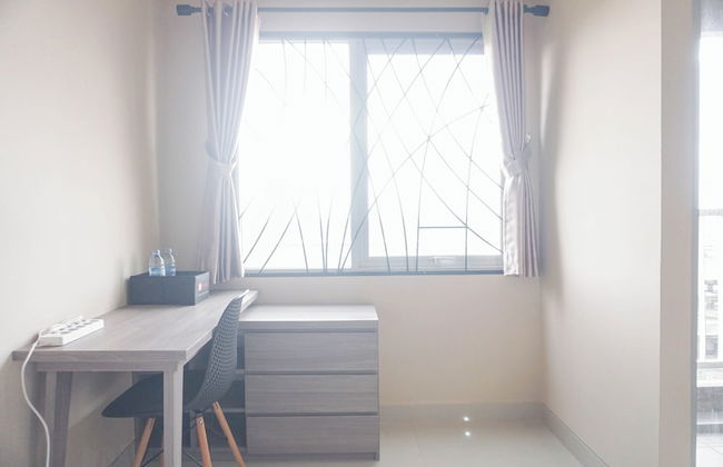 Good Choice and Comfy Studio Apartment at LRT City Jatibening - Photo 3