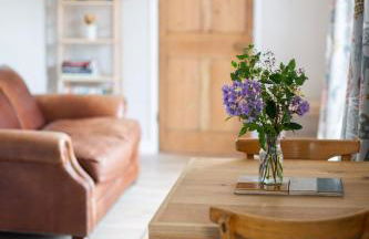 Beautiful Cabin Near Hay-on-Wye - Photo 3