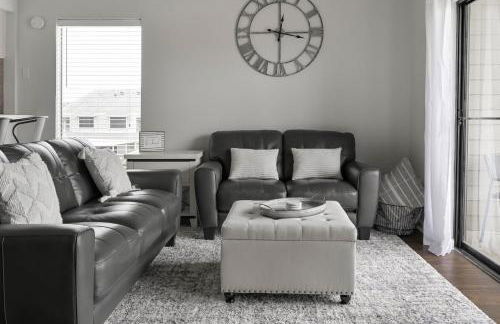 April Point Dr S - Photo 12