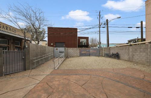 Brunswick Studio 102 - Photo 13