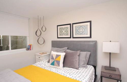 Sleek & Posh 4Bed-3 5Bath - RoofDeck - Sleeps 12 - Foto 32