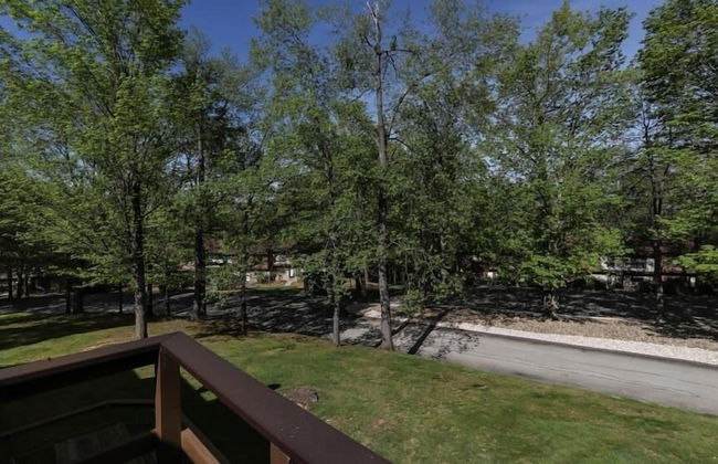 Seven Springs 3 BR Deluxe Condo, by Golf Course by RedAwning - Foto 23