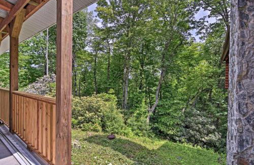 Family Friendly! Linville Cabin with Wraparound Deck - Foto 23
