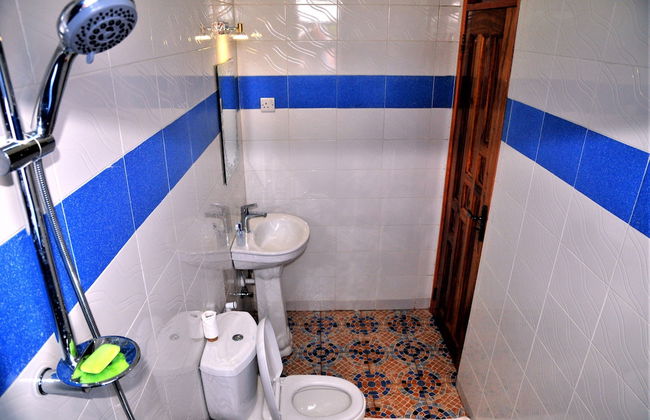 Victoria Lake View Guest House & Safaris - Photo 23