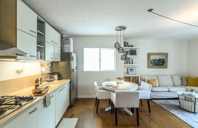 Boutique 1BR Apt with parking - Foto 6