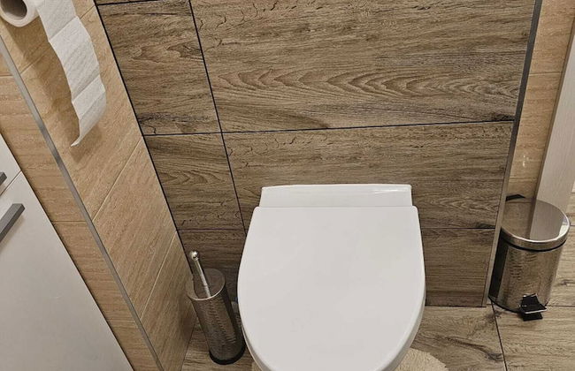 2 Bed Apartment in Zyrardow - Photo 21