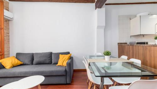 Travel Habitat Plaza de la Virgen - Photo 2