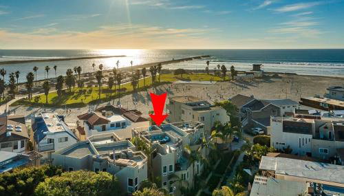 Stunning South Mission Home with Private Rooftop & Ocean Views! - Foto 4