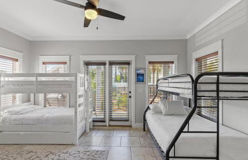 Salty Beach - Photo 18