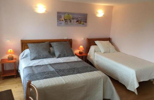 Charmante Maison avec Cheminée et Jardin, Animaux Acceptés - FR-1-496-87 - Foto 18