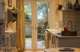 Cute Studio with kitchen, patio and free parking - Foto 10