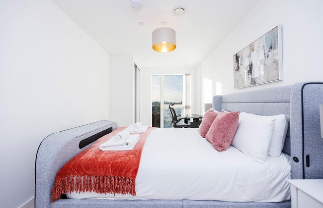 Newly Built 2 Bed Apartment By London City Airport - Foto 20