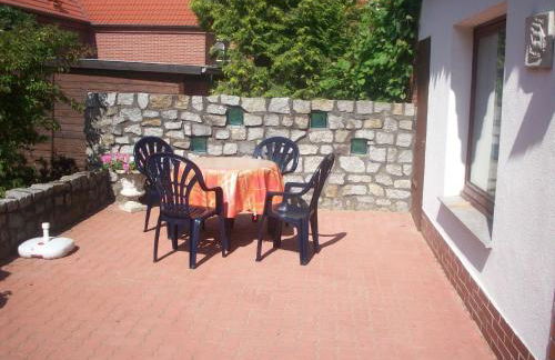 Bungalow in Alt Bukow Near the Beach - Photo 13