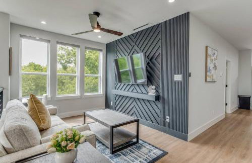 Luxury Newly Built 4 BR 4 Bath Home w/ Rooftop and Grill! - Foto 19