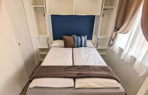 Mobile Home on Lago Maggiore - Direct Beach Access M3 - Foto 7