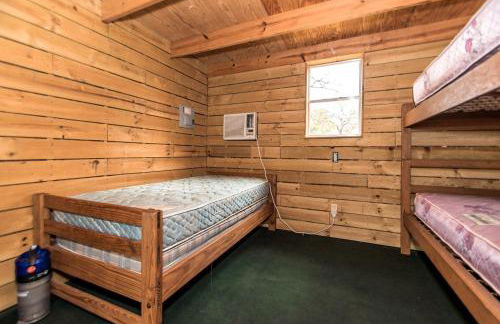 Cozy Rustic Cabin Rental on Private Ranch for Weekend Getaway from Austin - Photo 8