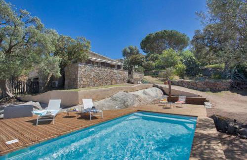 Villa bodri, maison en pierre avec vue mer et piscine chauffée - Foto 36