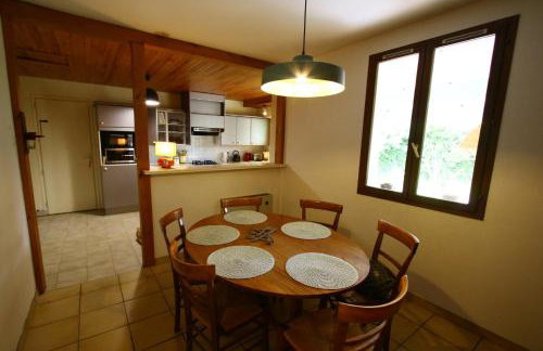 Spacieuse maison familiale entre pins et océan jusqu'à 10 personnes - Foto 7